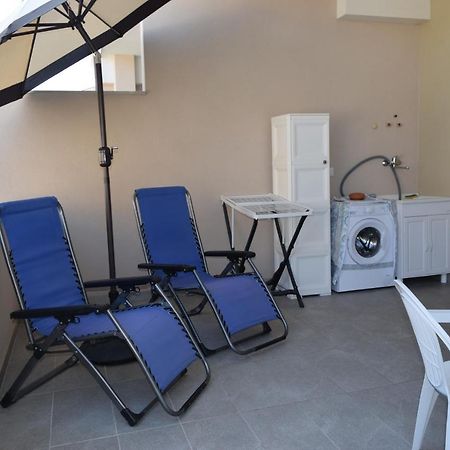 Casa Vacanze Lombardo Santa Teresa Di Riva Extérieur photo