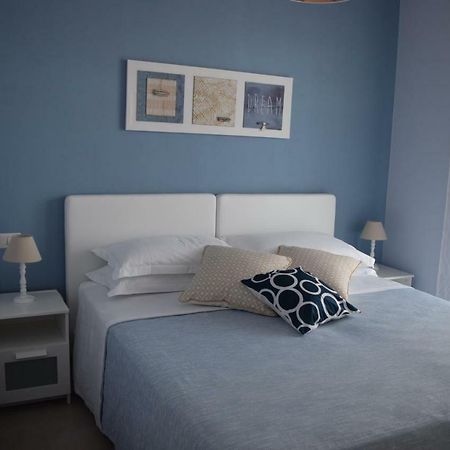 Casa Vacanze Lombardo Santa Teresa Di Riva Extérieur photo