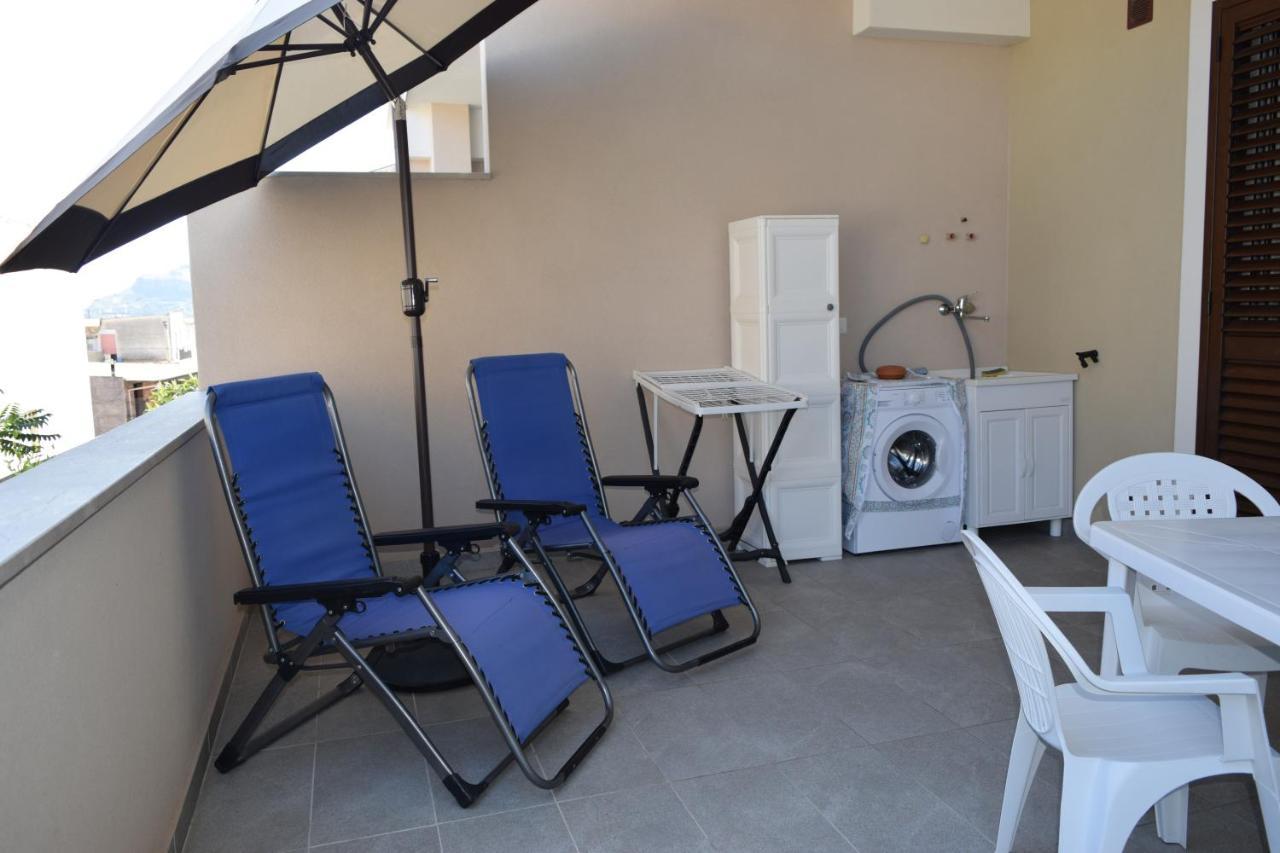 Casa Vacanze Lombardo Santa Teresa Di Riva Extérieur photo