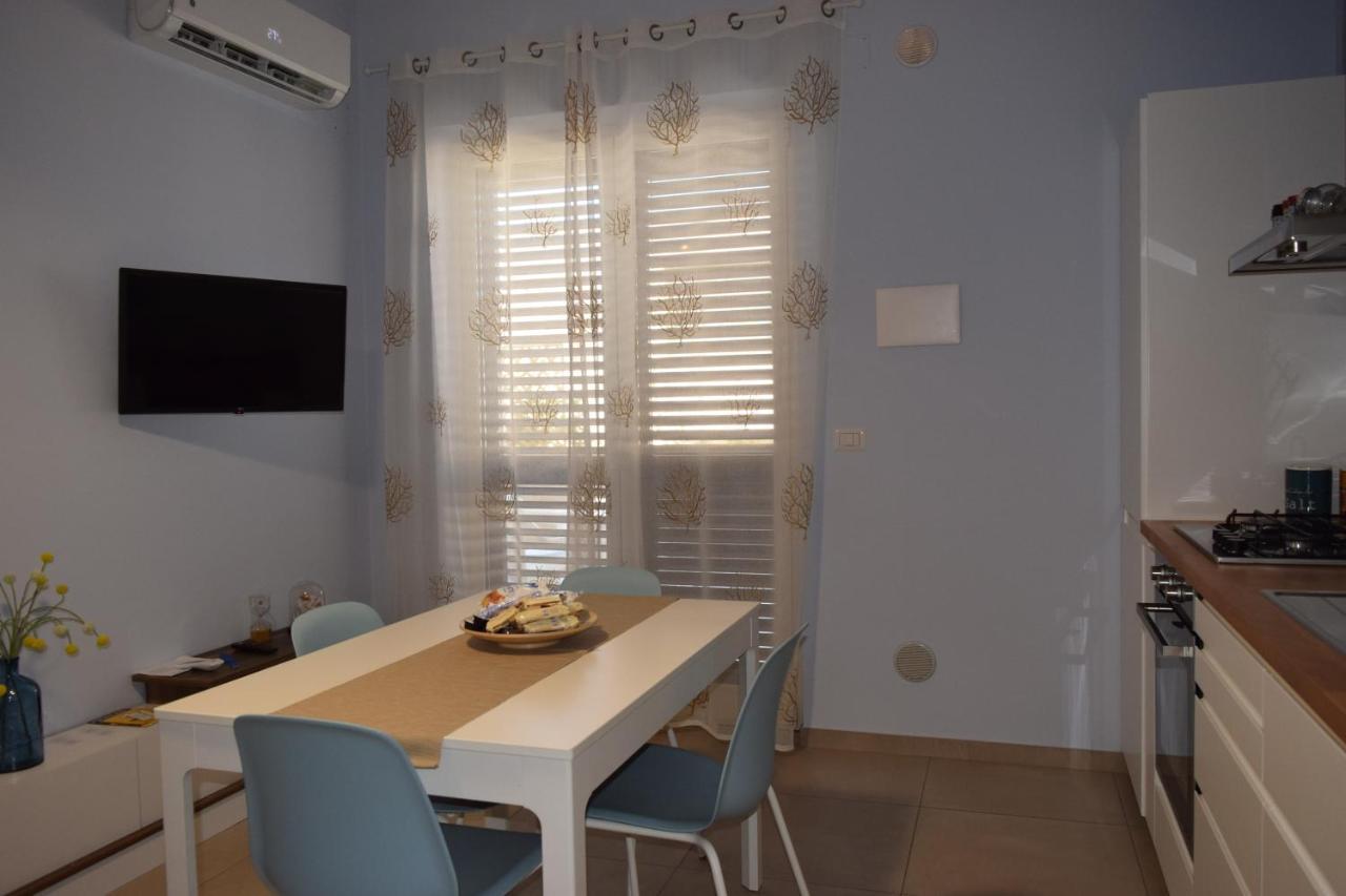 Casa Vacanze Lombardo Santa Teresa Di Riva Extérieur photo