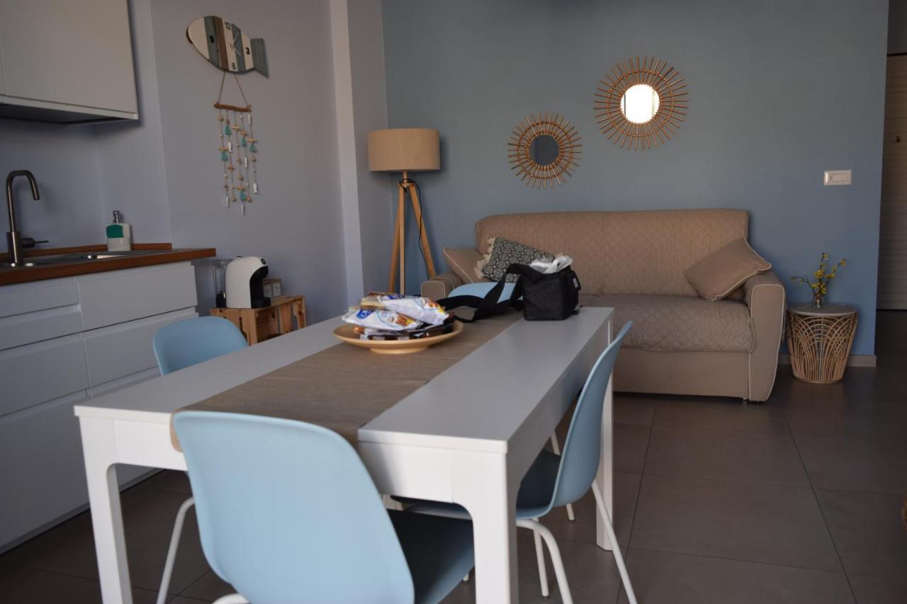 Casa Vacanze Lombardo Santa Teresa Di Riva Extérieur photo
