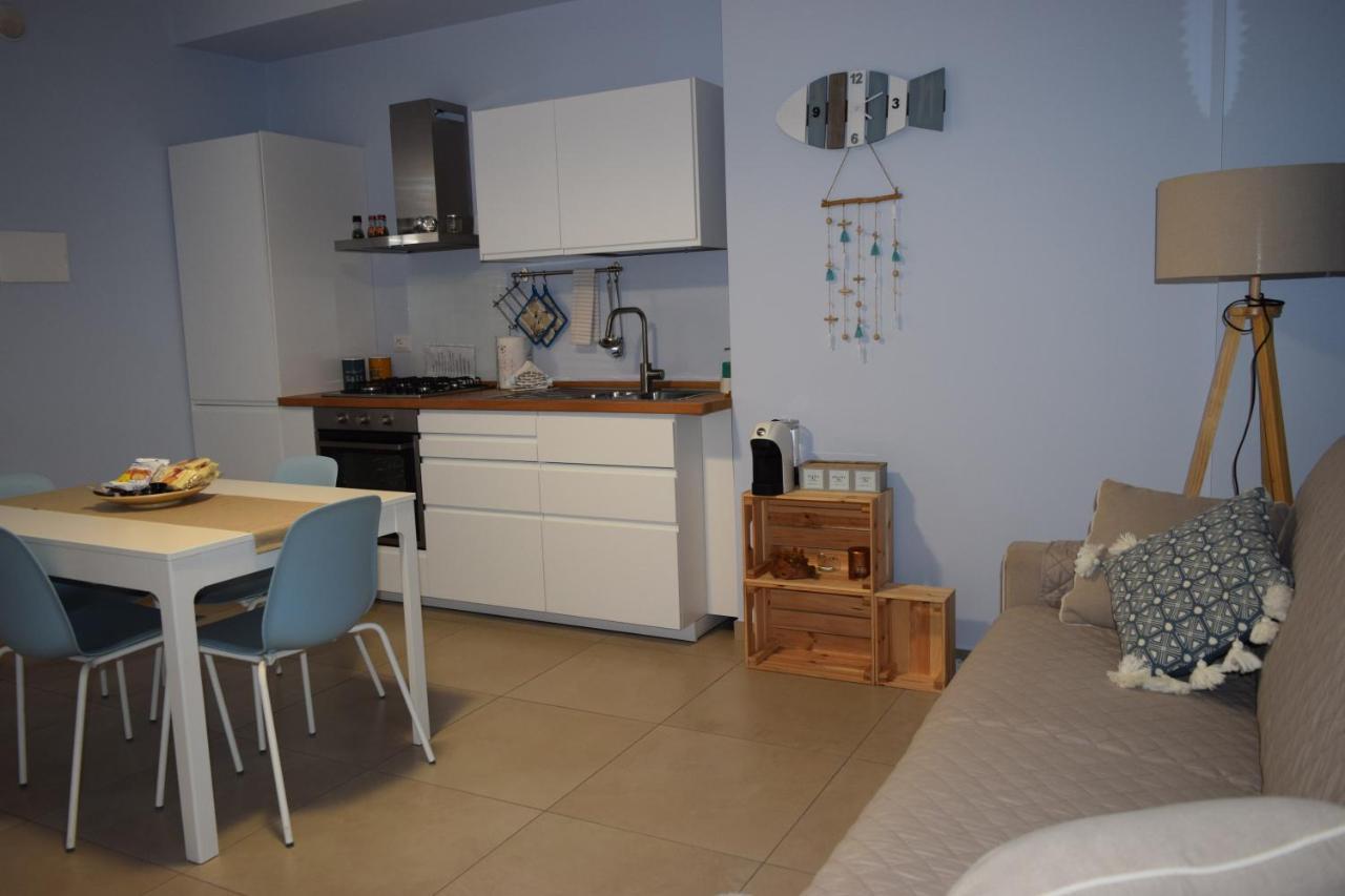 Casa Vacanze Lombardo Santa Teresa Di Riva Extérieur photo