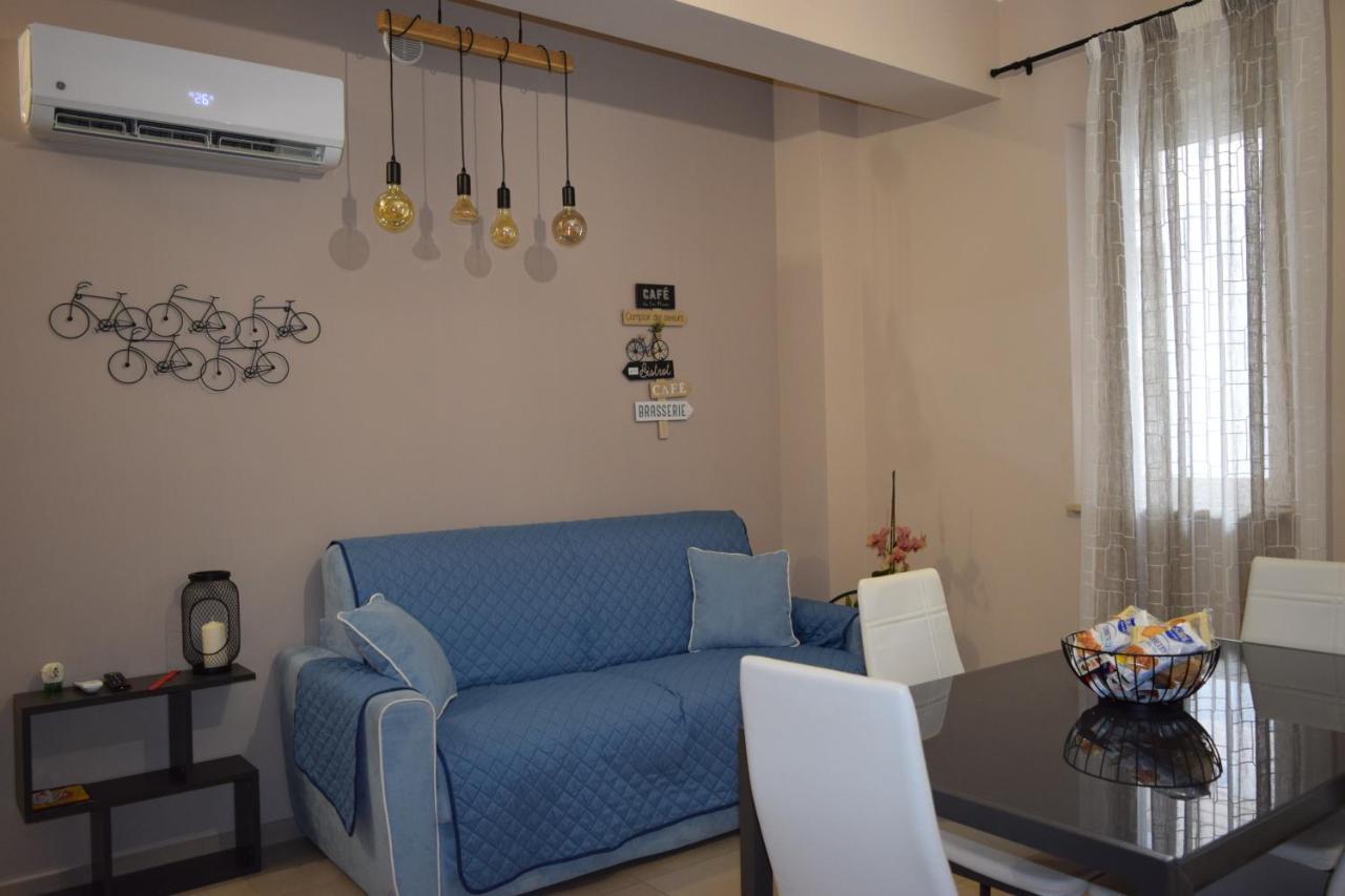 Casa Vacanze Lombardo Santa Teresa Di Riva Extérieur photo