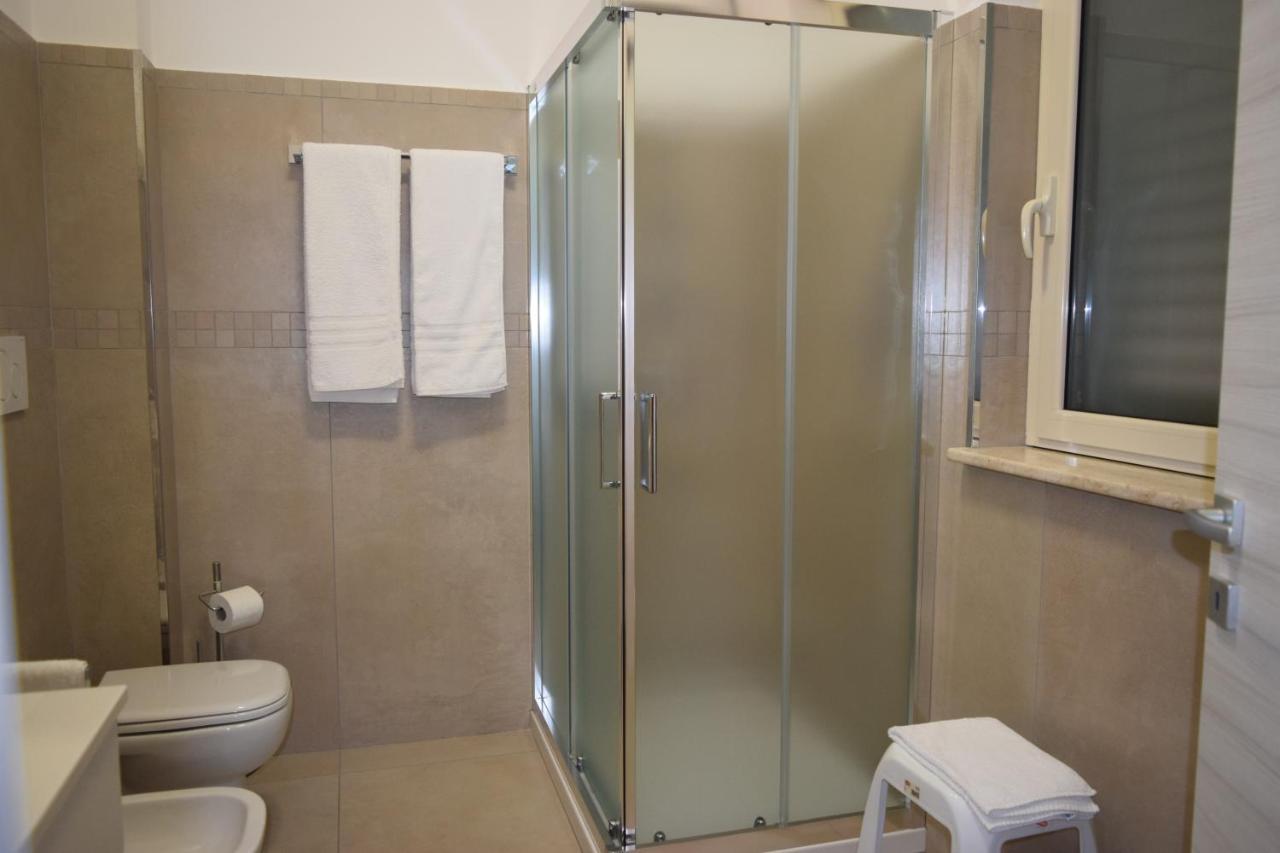 Casa Vacanze Lombardo Santa Teresa Di Riva Extérieur photo