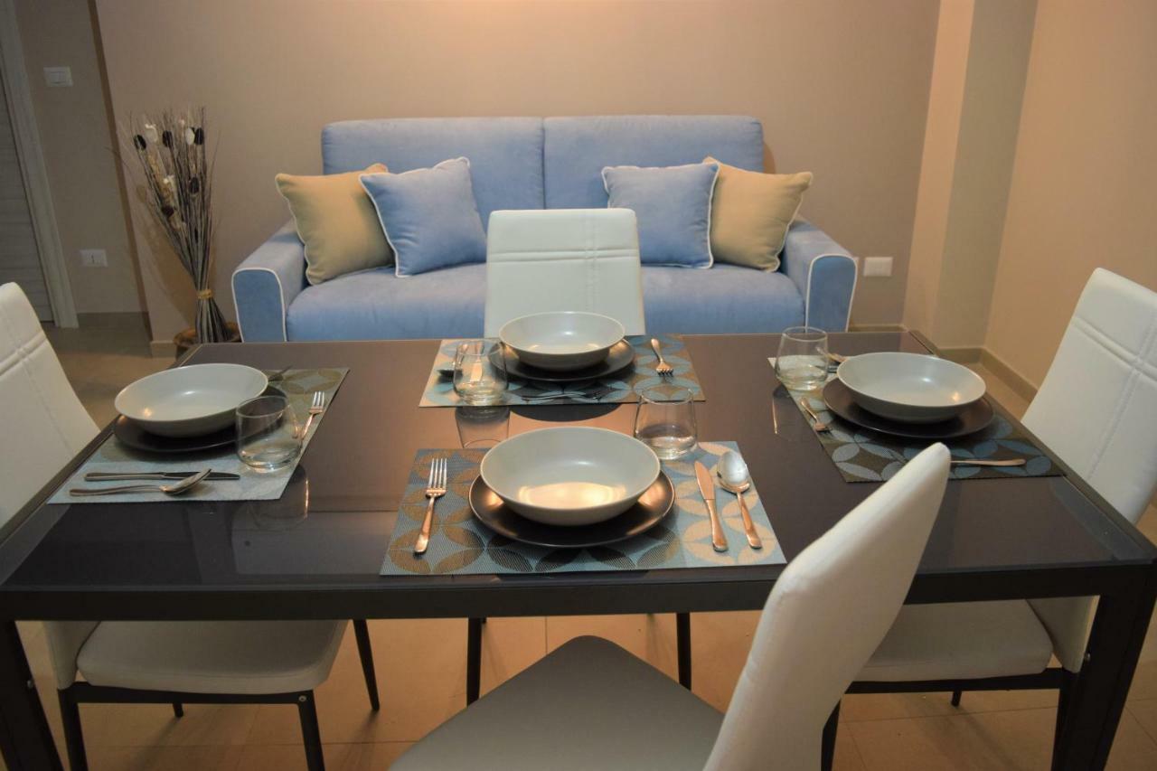 Casa Vacanze Lombardo Santa Teresa Di Riva Extérieur photo