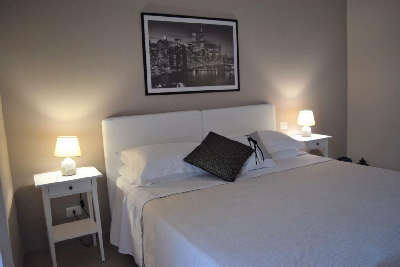 Casa Vacanze Lombardo Santa Teresa Di Riva Extérieur photo