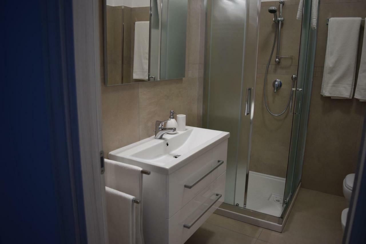 Casa Vacanze Lombardo Santa Teresa Di Riva Extérieur photo