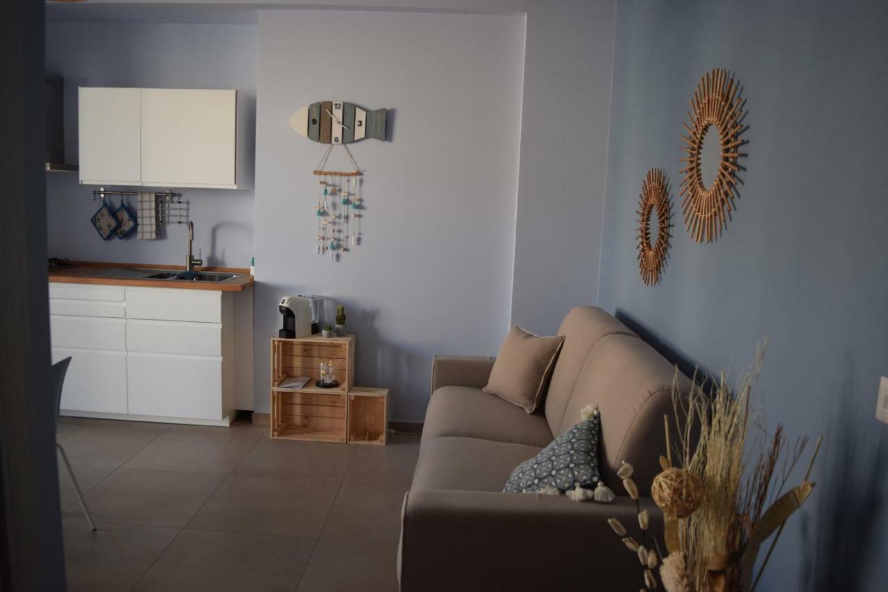 Casa Vacanze Lombardo Santa Teresa Di Riva Extérieur photo
