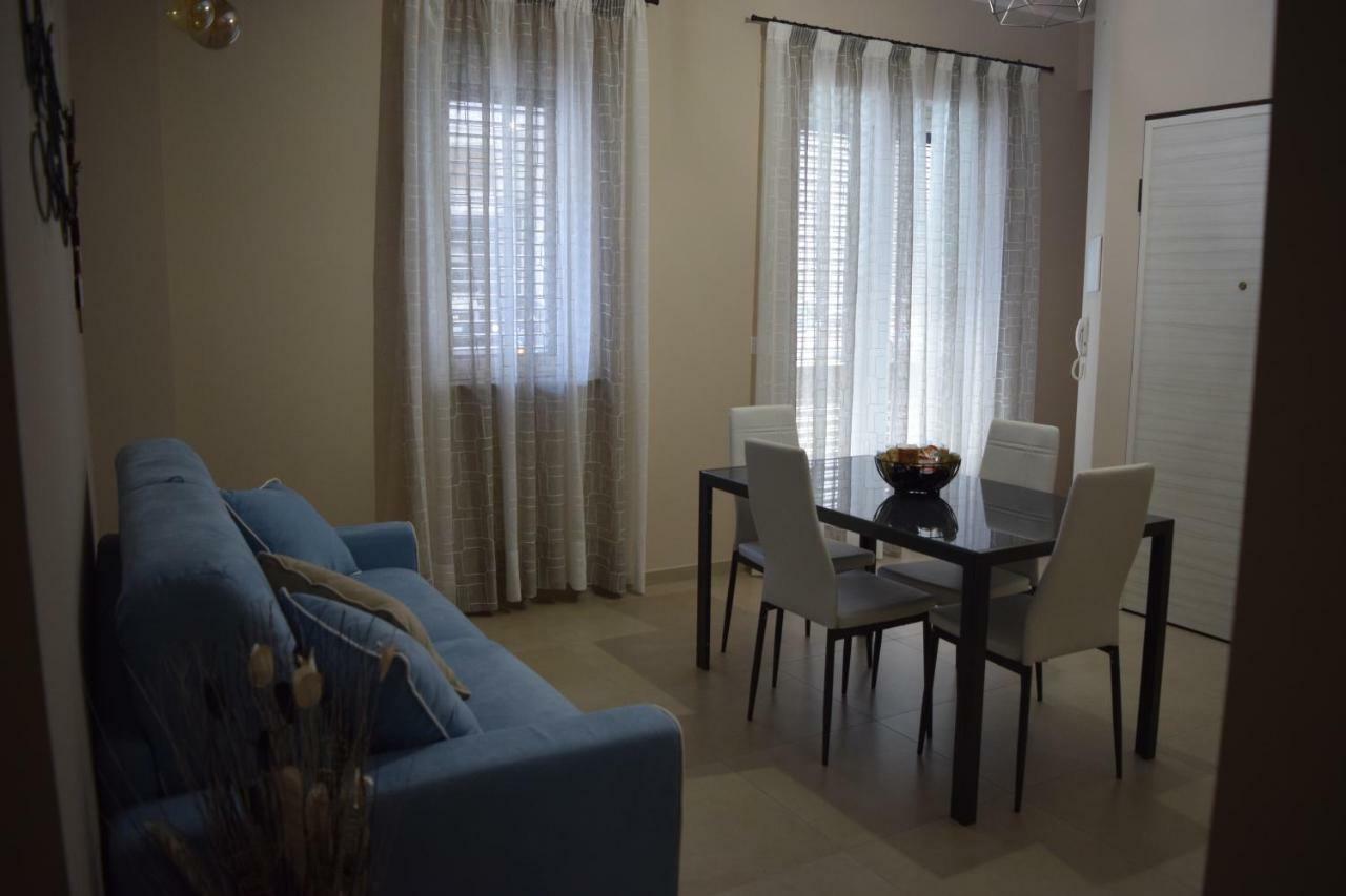 Casa Vacanze Lombardo Santa Teresa Di Riva Extérieur photo