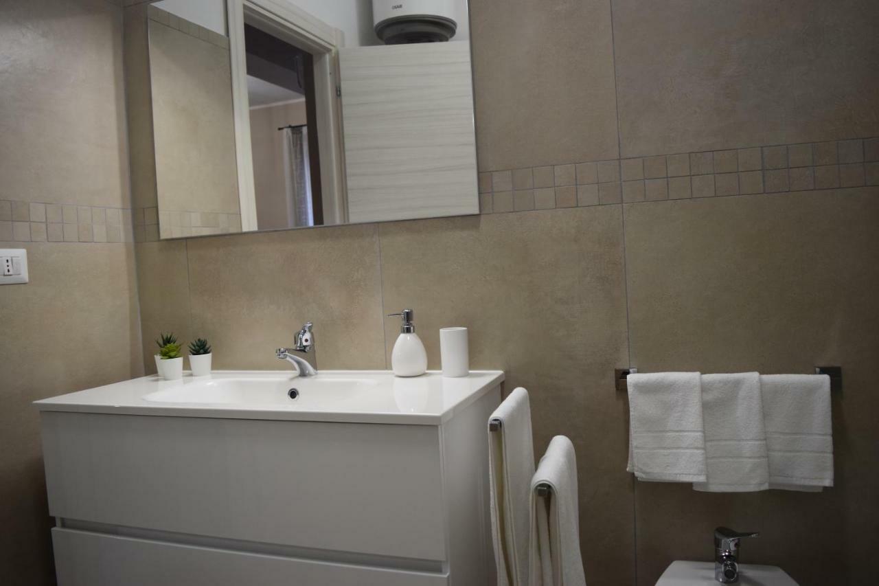 Casa Vacanze Lombardo Santa Teresa Di Riva Extérieur photo