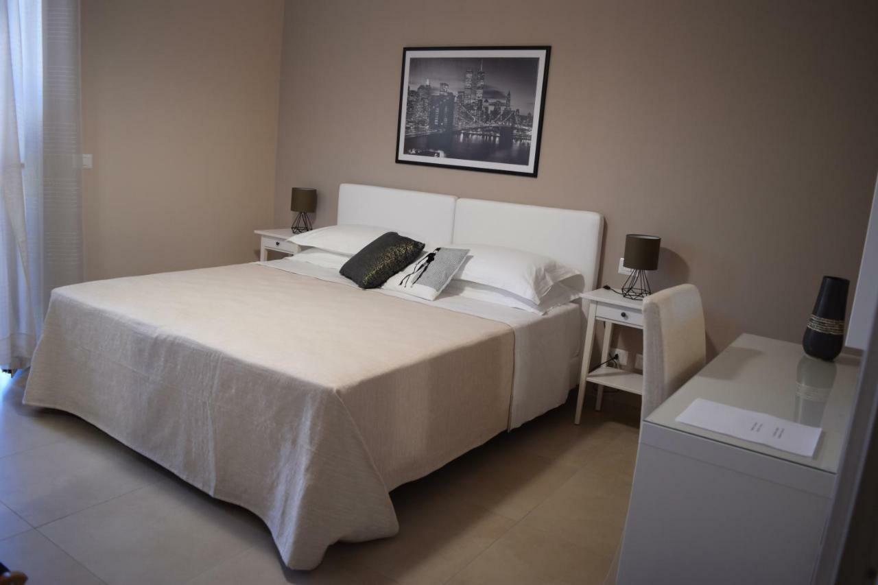 Casa Vacanze Lombardo Santa Teresa Di Riva Extérieur photo